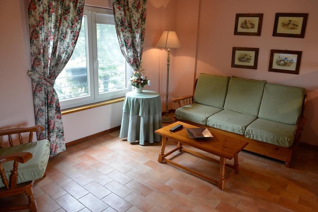 Agriturismo Isola Augusta Palazzolo dello Stella Pokoj fotografie